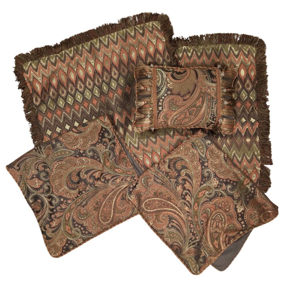 Bedroom Decor 5 Pieces Elegant Coordinating Pillow, Euro Shams, King Shams, EUC
